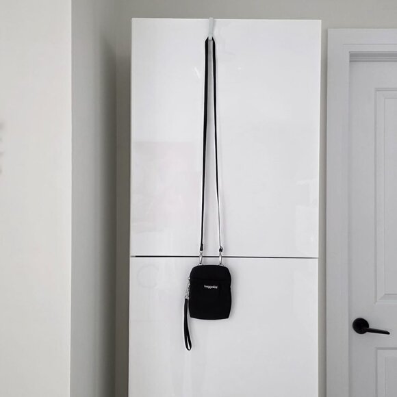 BAGGALLINI Pouch Small Crossbody Phone Bag NWOT 🆕🆕🆕 - Picture 13 of 16